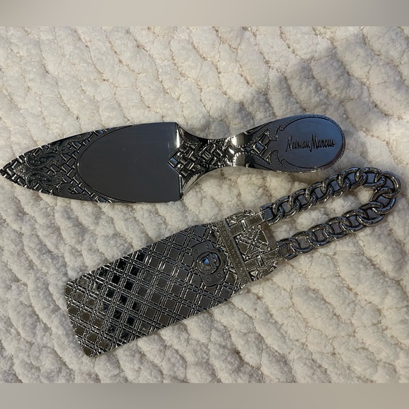 Neiman Marcus Silver Plated High Heel & Handbag Serving Set - Picture 2 of 10